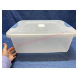 Sterilite 25qt clear latch box tote
