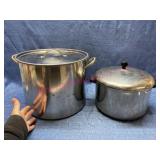 Stainless steel stock pot w/ lid & smaller pot