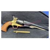 Pietta 44-cal Black Powder Revolver & case