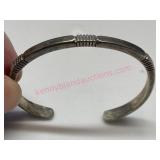 Navajo Sterling bracelet (12.1g)