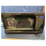 Hamilton Beach Microwave (like new)