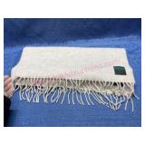 Nice Prochownick lrg wool / angora cream scarf