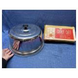 Vtg Cake plate w/ alum. lid -West Bend Cookie Chef