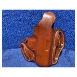 DeSantis Leather Holster 001X7 USA