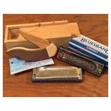 (K) 2 Harmonicas & Wooden Knife