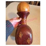 (K)ï¿½Italy Leather-Wrapped Glass Decanter w/Stopper