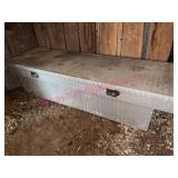 (Barn)ï¿½Delta Aluminum Full-Sz Truck Toolbox