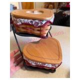 (K)ï¿½2000 Longa. Little Love Baskets w/ Stand