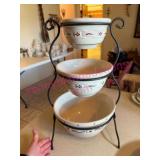 Longaberger Pottery Graduated Bowls w/ Iron Stand