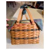 (K) 1997 Longaberger Fellowship Basket