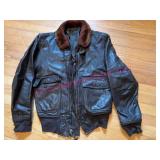 (LR) Vtg Menï¿½s Leather Jacket w/Fur Collar