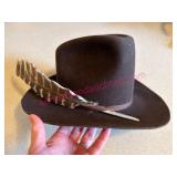 (BR1) Childï¿½s Prime Felt Hat w/ Feather