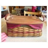 2002 Longaberger Christmas Ribbon Basket