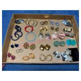 26pr Earrings in Various Styles
