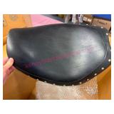 Black Motorcycle Seat w/Studs for Honda VT1100