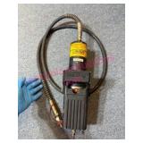 Jackco 10-Ton Air-Hydraulic Pump Model 940