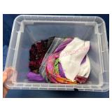 8 Scarves in Tote (No Lid)