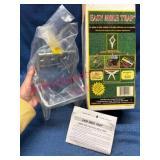 New Easy Mole Trap w/ Instructions & Box