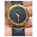 Gucci Swiss Quartz Watch w/ Lizard Band