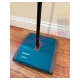 Bissell 2600 Floor Sweeper w/ Handle