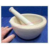 Porcelain Mortar & Pestle w/ Larger Step