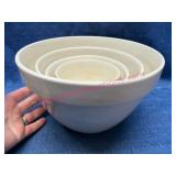T.G. Green Ltd. England Nesting Mixing Bowls