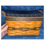 Longaberger 1997 Collectors Club Renewal Basket