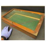 Tabletop Wood & Plexi Showcase 12x22