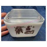 Pyrex Early American 501 Refrigerator Dish w/Lid