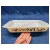 Pyrex 548-B Gold Acorn Space Saver Casserole 1.5Qt