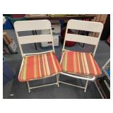 Vtg Metal White Folding Chairs w/ Cushions