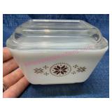 Pyrex Town & Country 501 Refrigerator Dish w/Lid