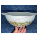 Pyrex Spring Blossom 2.5 Qt Cinderella Mixing Bowl