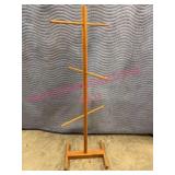 Wooden Freestanding 4ft Basket Rack