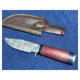 Damascus Steel Knife w/Wood Handle & Leather