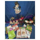 Holiday Decor & Gift Packaging Assortment