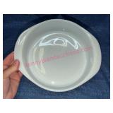Pyrex 221 Opal Round Cake Pan 8in