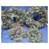 Bethlehem Lights Prelit Artificial Wreaths (4)