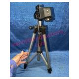 Aluminum Camera Tripod w/ Adjustable Head