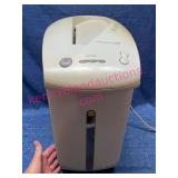 Royal VF700 Crosscut Paper Shredder, Works