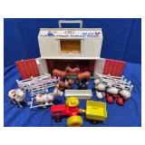 Fisher-Price Family Farm #915 w/ Animals & More