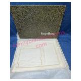 Kemp & Beatley Linen Placemats & Napkins in Box