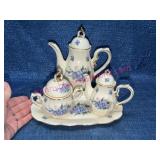 Ornamental Collectibles Floral Porcelain Tea Group