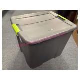 Sterilite 20 Gal Plastic Storage Tote w/Lid