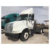 2006 International White DayCab Truck Tractor