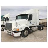 2001 Volvo White Sleeper Truck Tractor