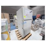 School Surplus: Amana Refrigerator /Freezer