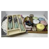 Assorted Kitchen Items