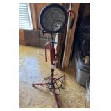 Craftsman 500-watt Tripod Light