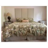 King Bed With Folding Screen Headboard